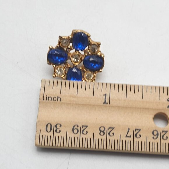 Vintage Gold Tone Pin Brooch With Blue Clear Rhinestones - Picture 4 of 4